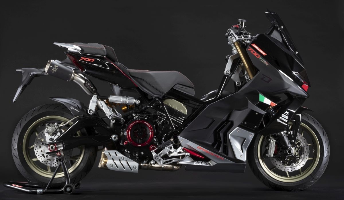 DER NEUE URBANE SUPERBIKE DRAGSTER 700 2025